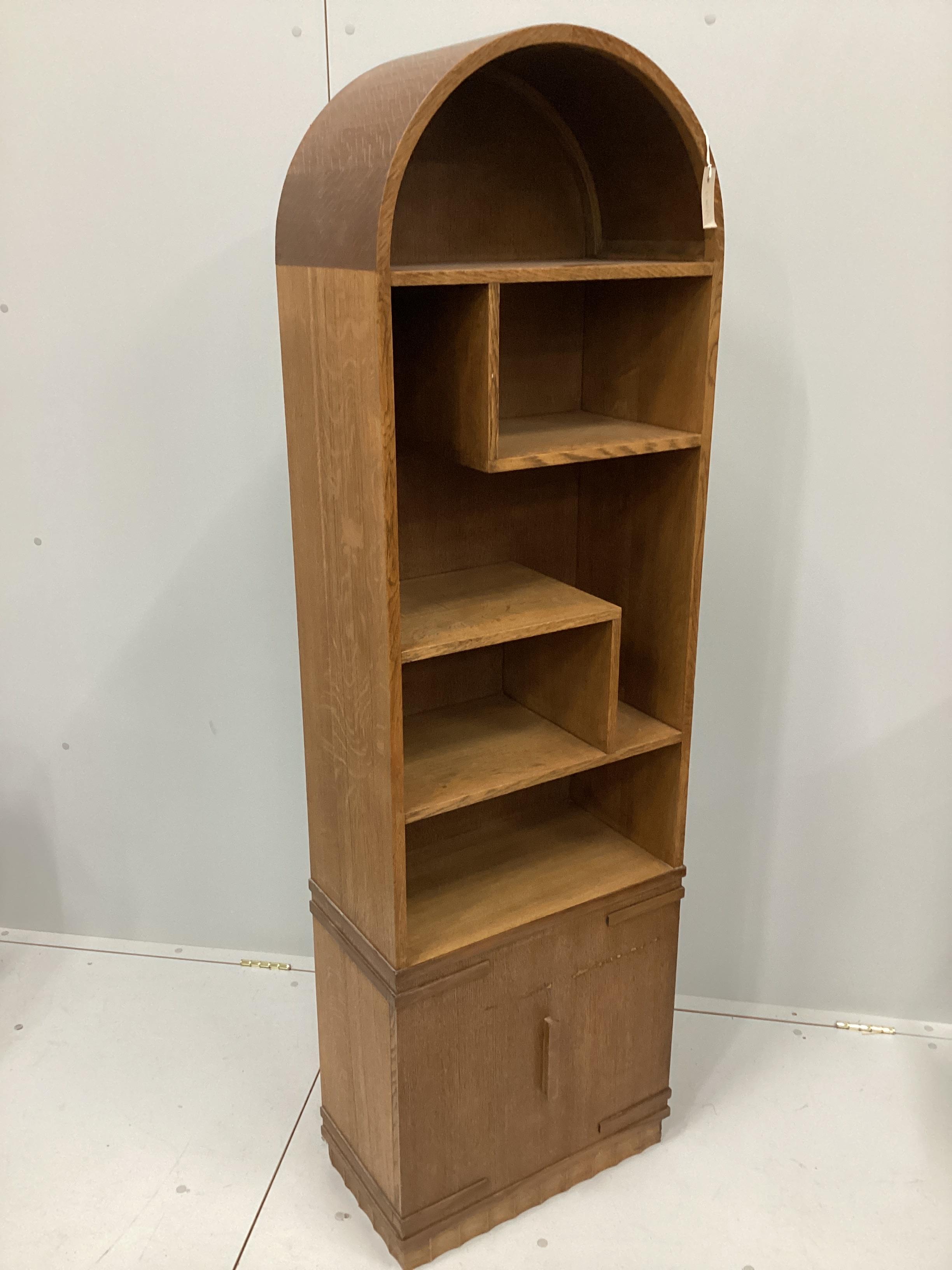 A mid century Heals style oak open bookcase width 51cm, depth 28cm, height 168cm